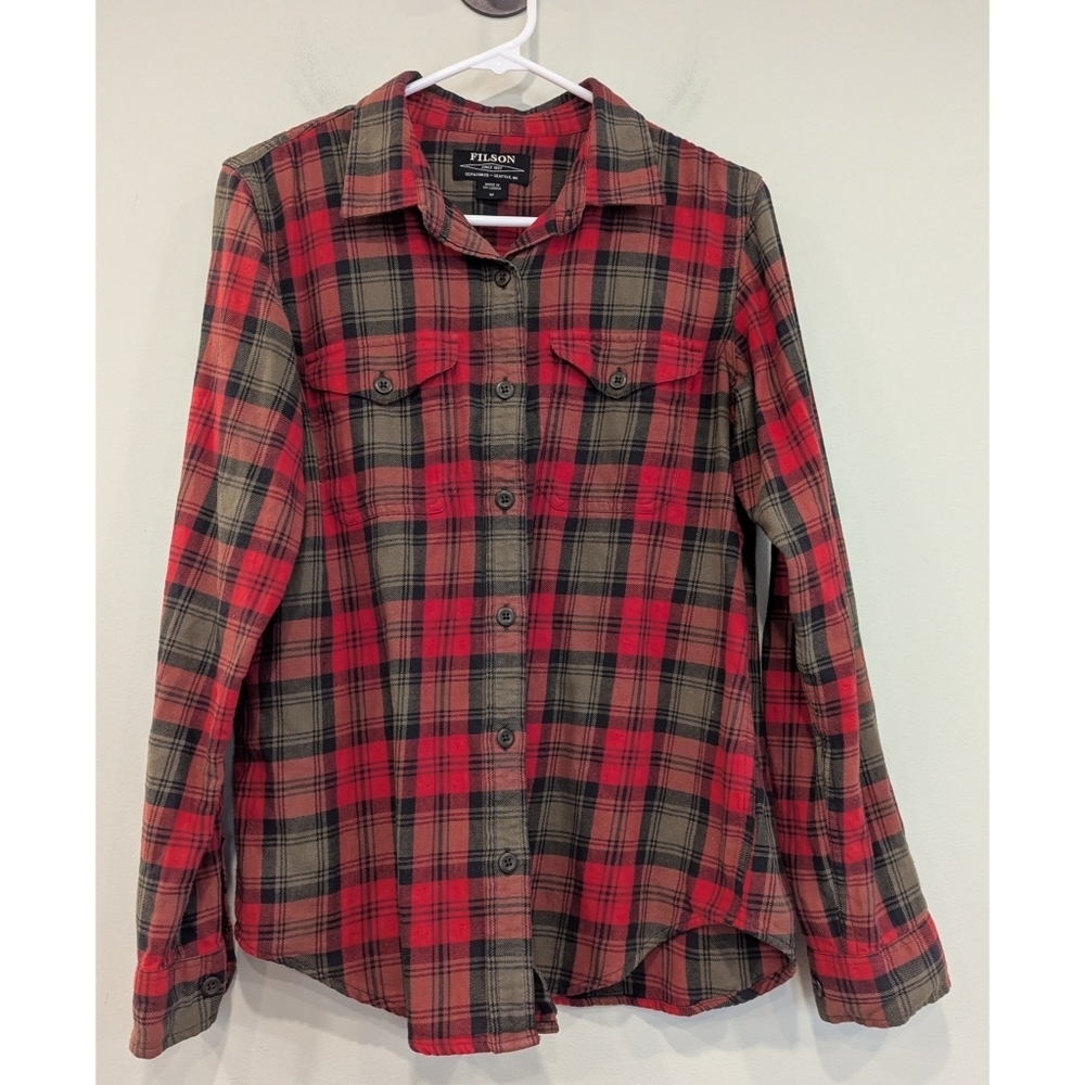 C.C. Filson Red And Black Bark Flannel Button Down Shirt Size Medium